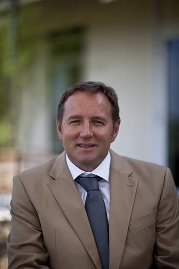 MARTIN WESTPHAL RECEIVES PGA 